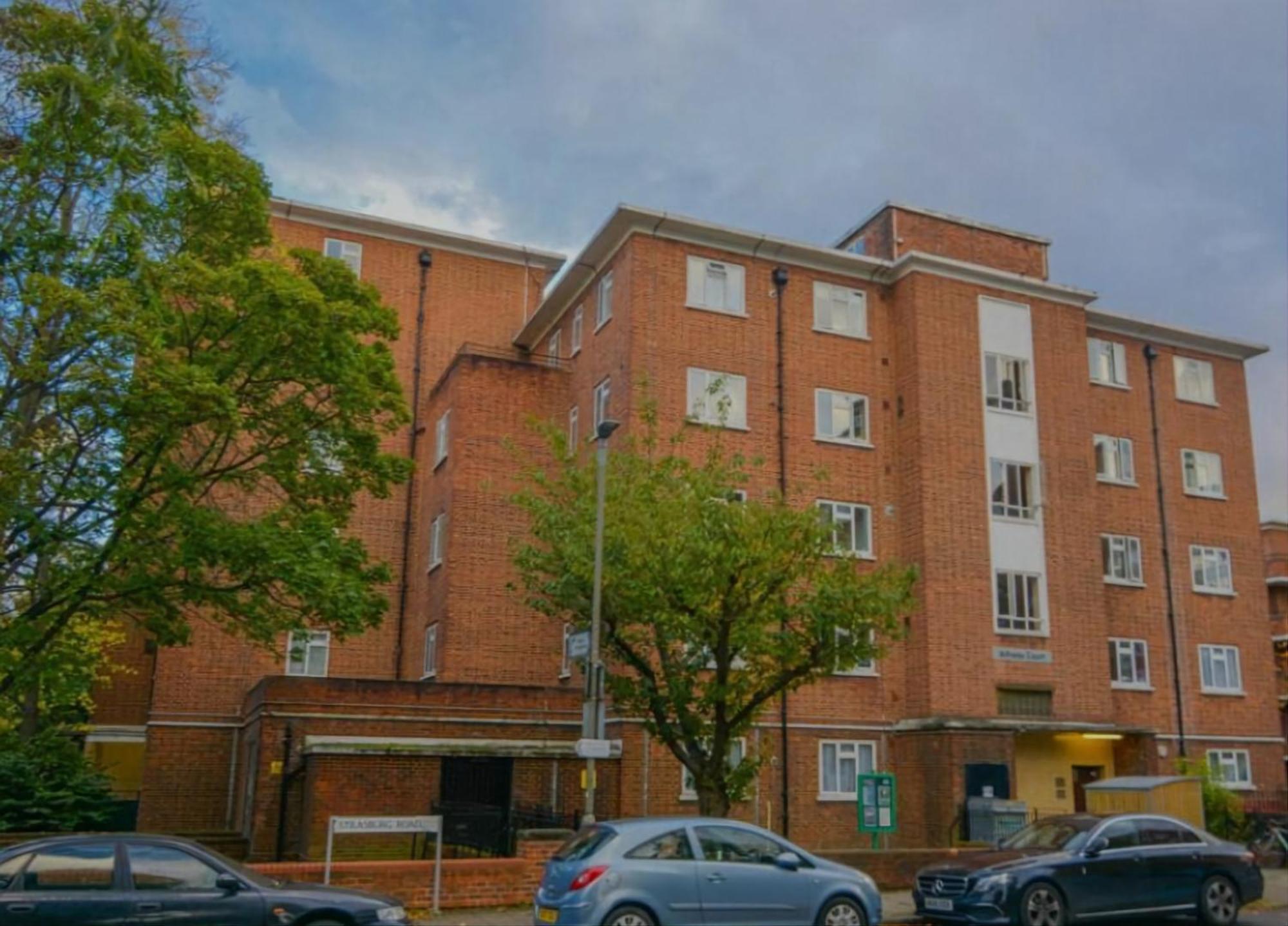 Spacious Two Bedroom Apartment In Battersea, Free Parking Лондон Экстерьер фото