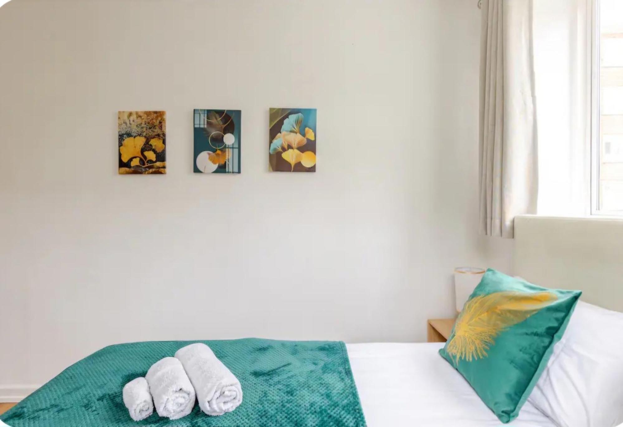 Spacious Two Bedroom Apartment In Battersea, Free Parking Лондон Экстерьер фото