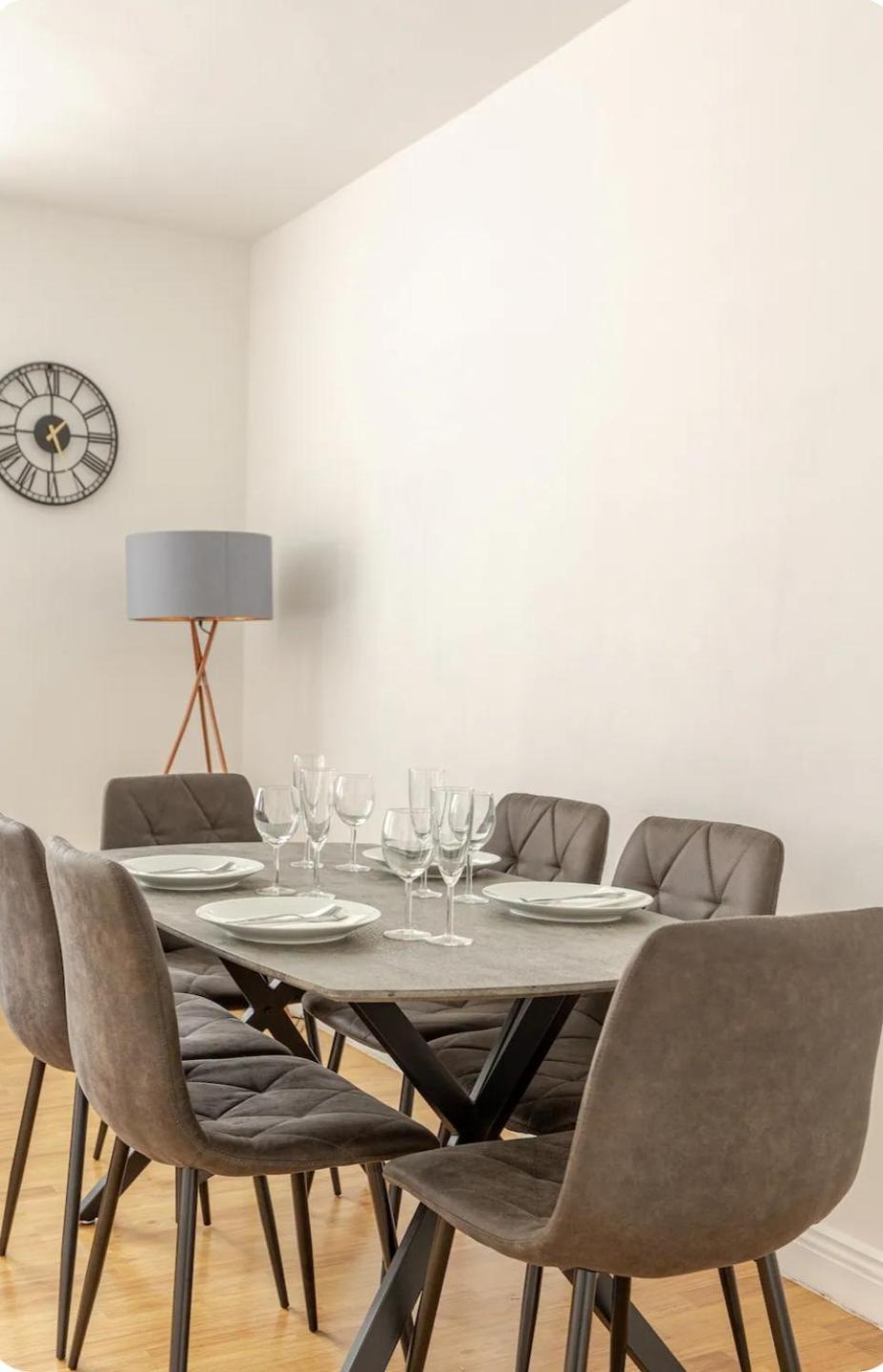 Spacious Two Bedroom Apartment In Battersea, Free Parking Лондон Экстерьер фото